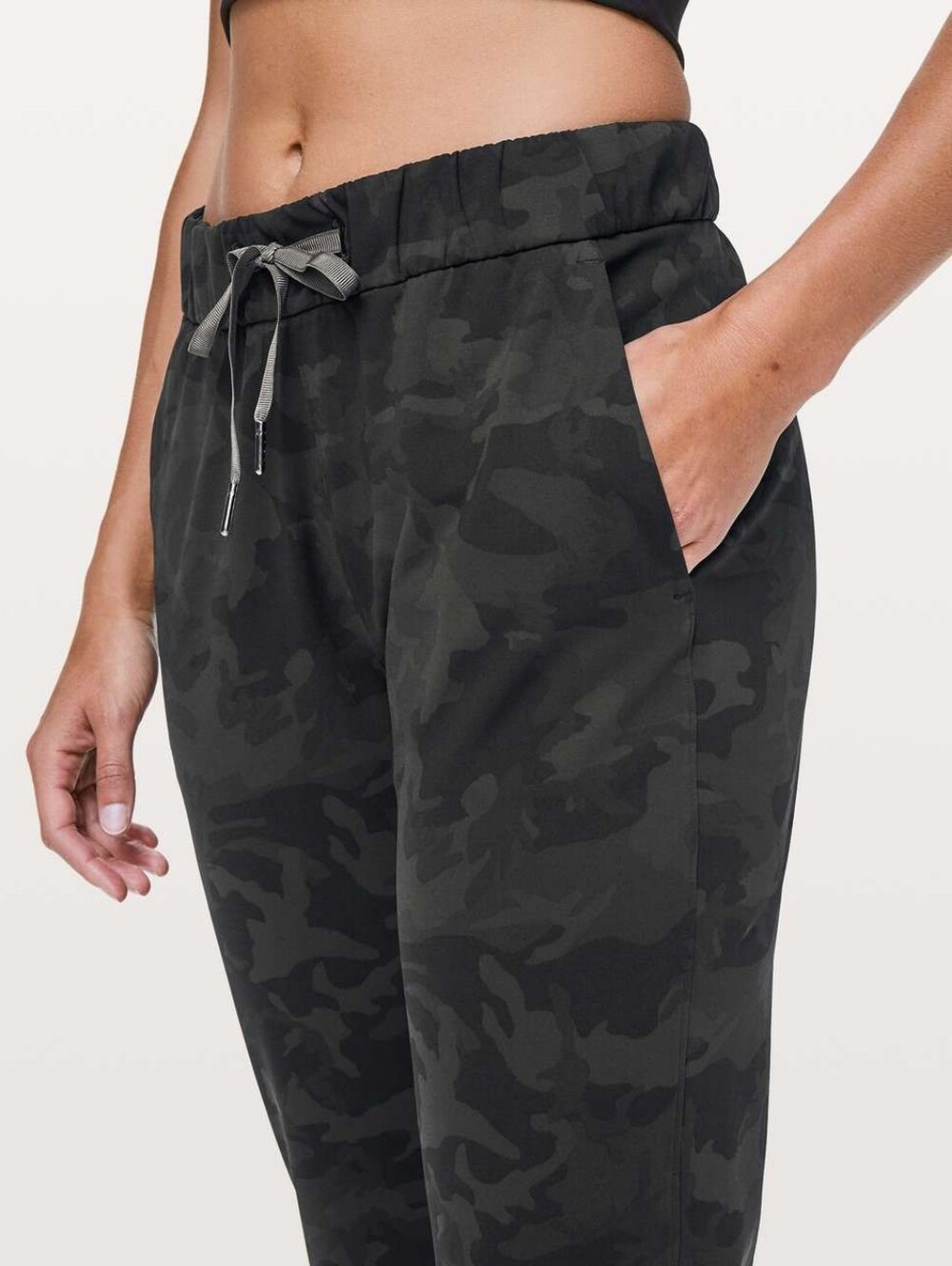 EUC- Lululemon On The Fly 28" Incognito Camo Multi Grey / Coal Pant Size 4 - Picture 4 of 9